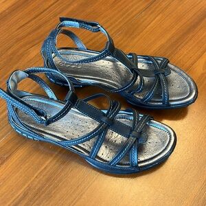 Ecco low gladiator sandals size 39 - fits 8/8.5